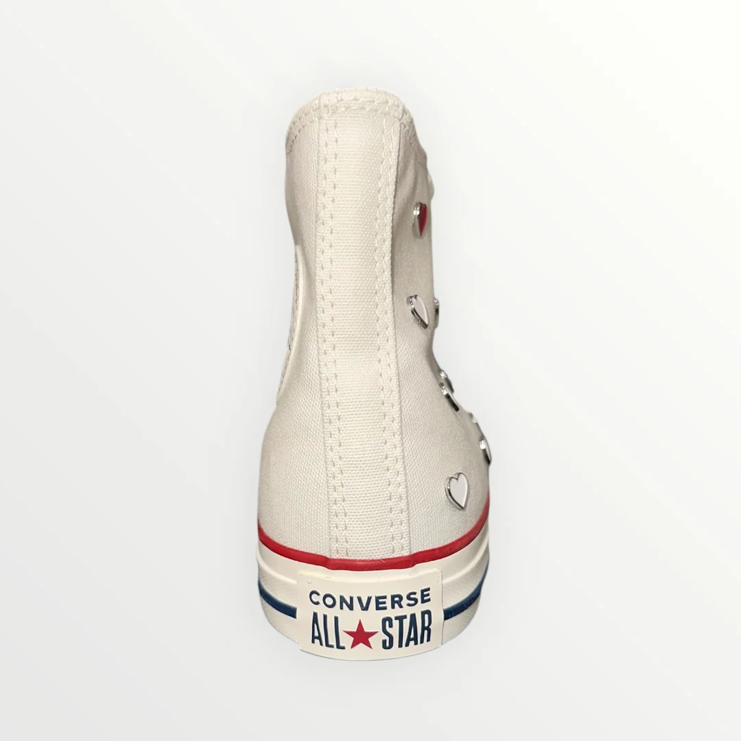 CONVERSE - SNEAKER ALTE CON BORCHIETTE CUORICINO - Image 4