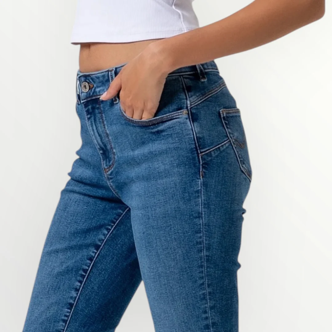 FRACOMINA - JEANS EFFETTO PUSH UP - Image 4