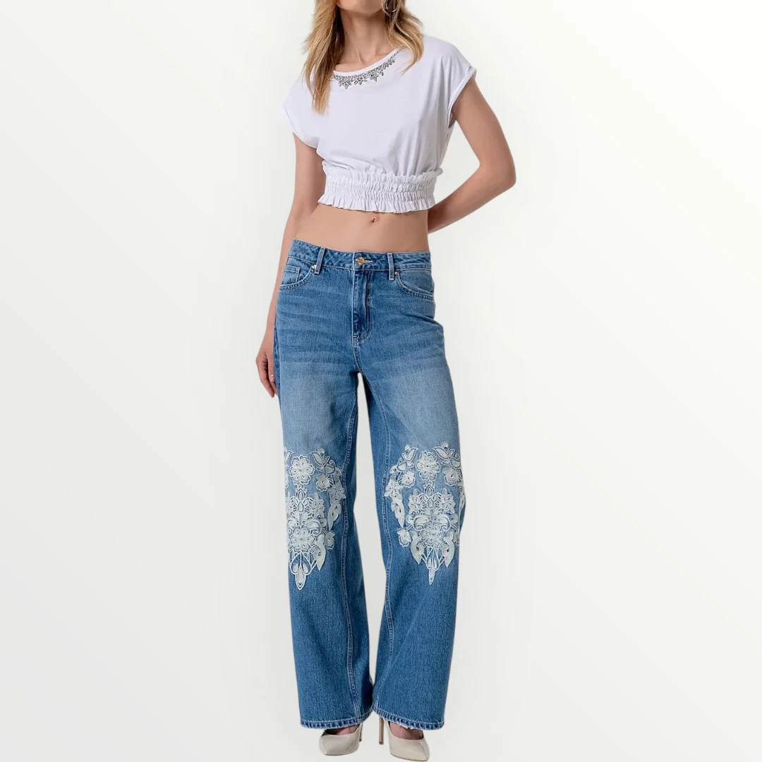 FRACOMINA - T-SHIRT CROPPED CON BRILLANTI - Image 4