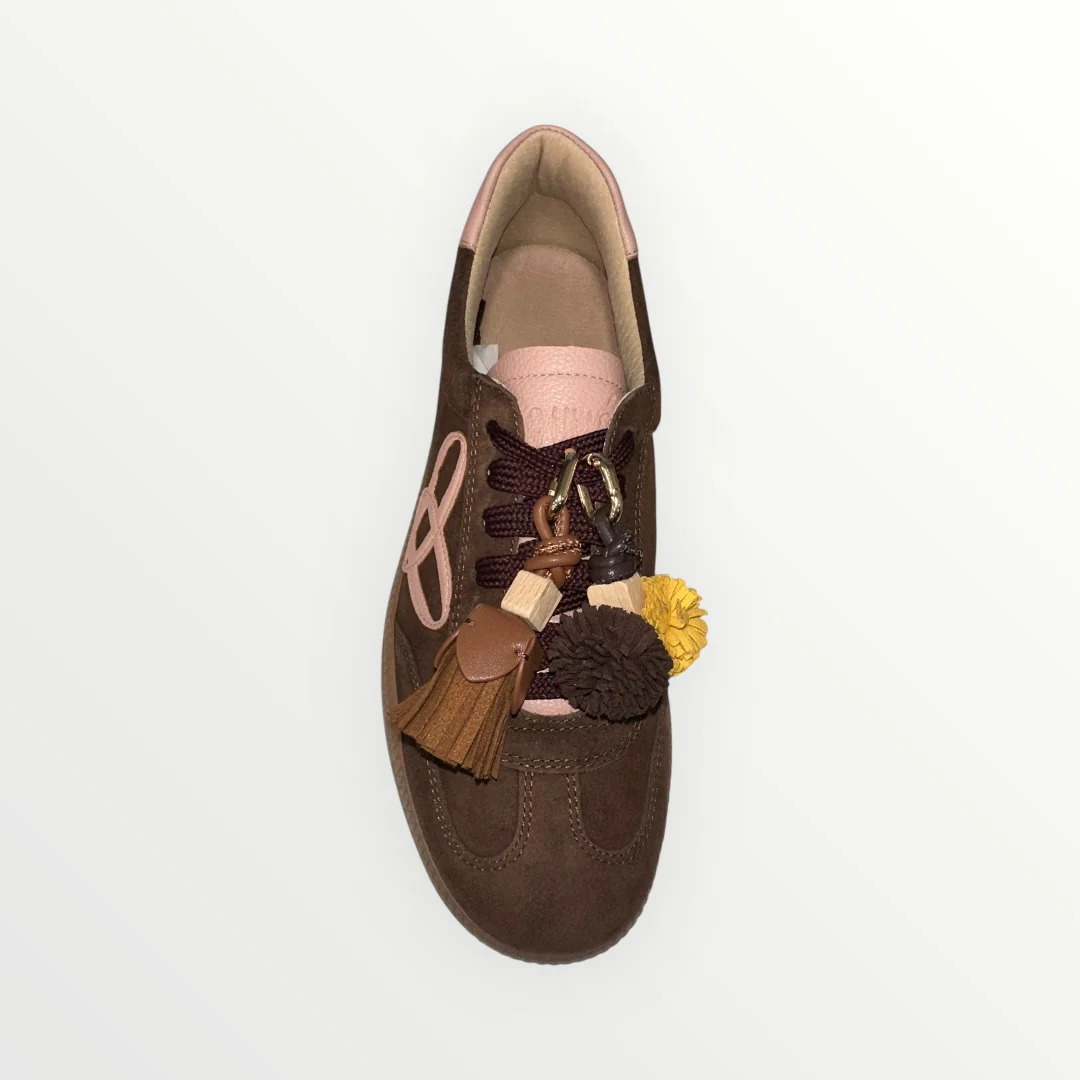 OVYE' - SNEAKER SCAMOSCIATA CON CHARMS - Image 5