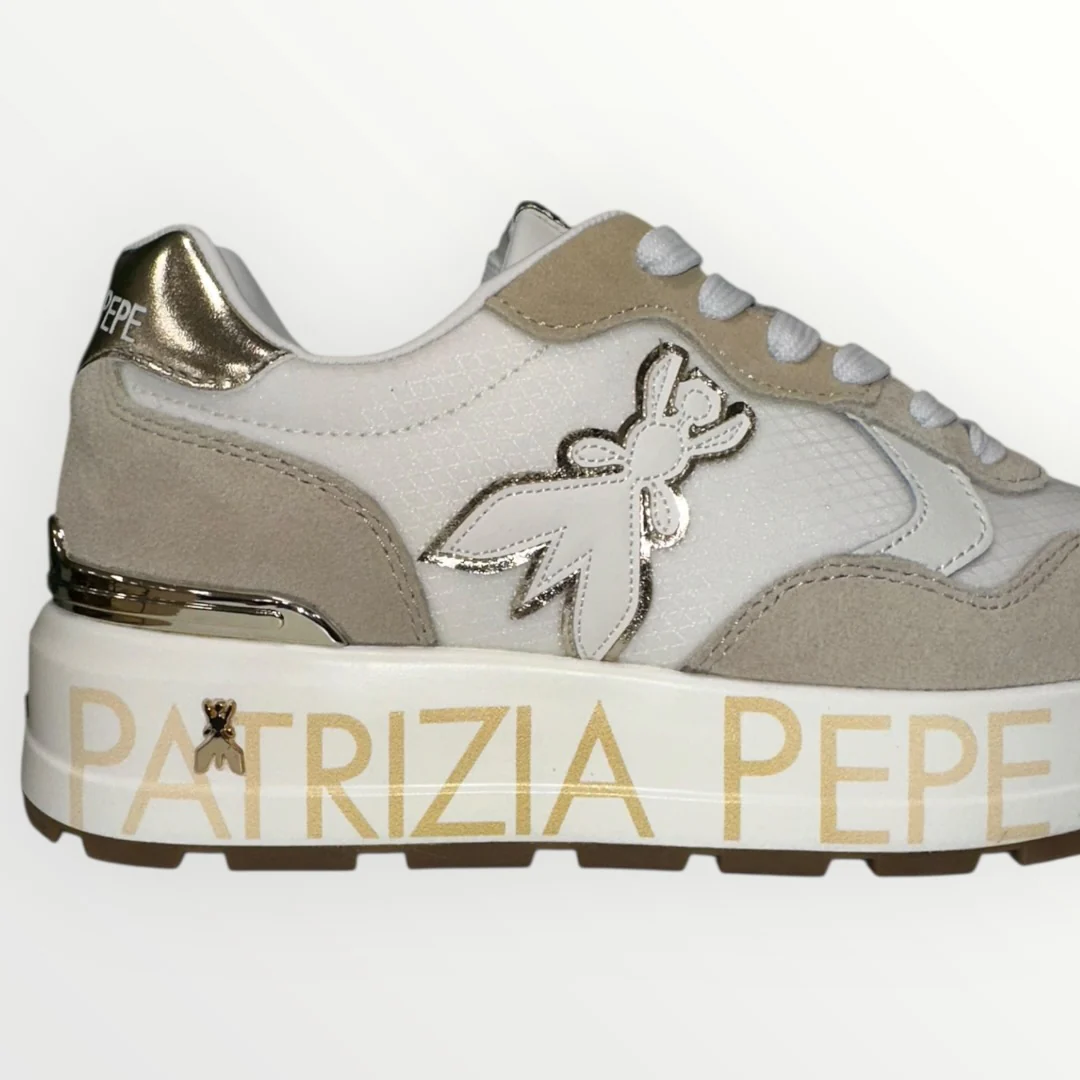 PATRIZIA PEPE - SNEAKER SCAMOSCIATA CON LOGO - Image 6